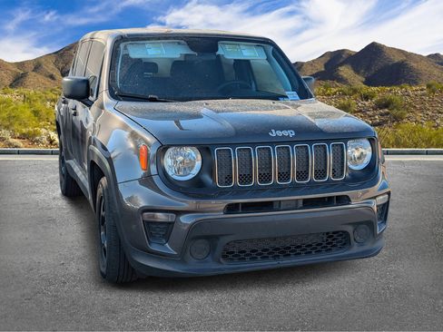 Used 2020 Jeep Renegade Sport image 3