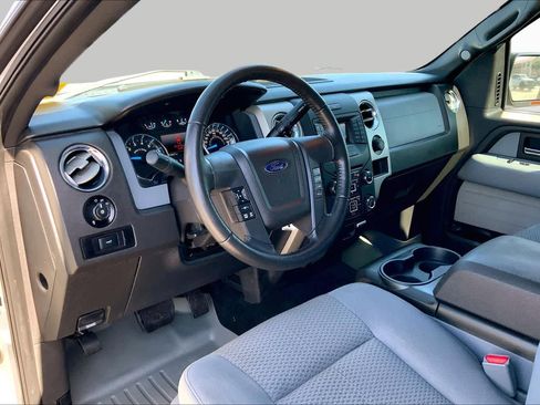Used 2013 Ford F150 XLT w/ Luxury Equipment Group RWD image 16