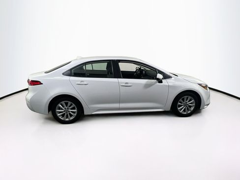 Used 2024 Toyota Corolla LE FWD image 4