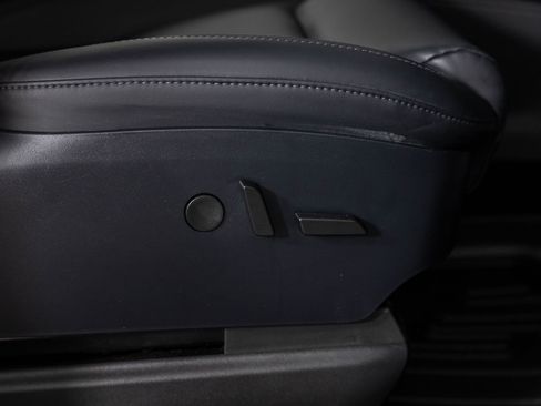 Used 2020 Tesla Model X Long Range AWD/4WD image 33