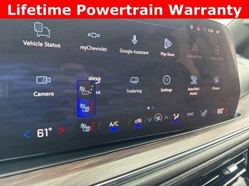 Used 2025 Chevrolet Suburban Z71 AWD/4WD image 5