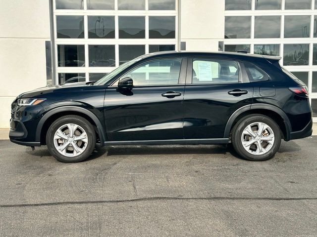 Used 2024 Honda HR-V LX image 3