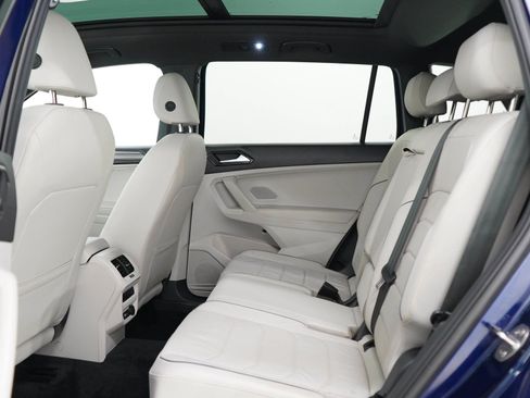 Used 2024 Volkswagen Tiguan SEL R-Line AWD/4WD image 18