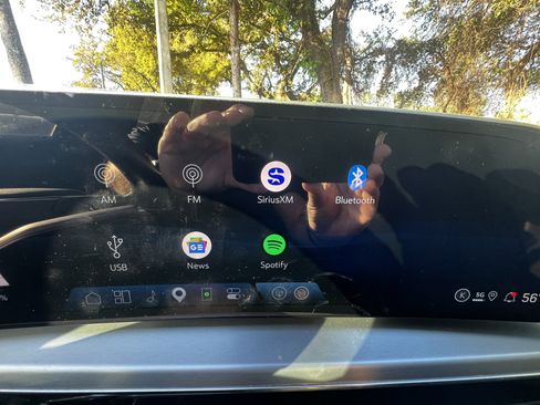 Used 2025 Cadillac Lyriq Sport image 25