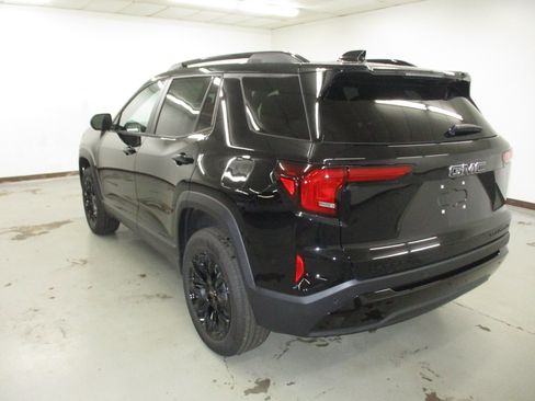 New 2026 GMC Terrain Elevation w/ Elevation Premium Package AWD/4WD image 7