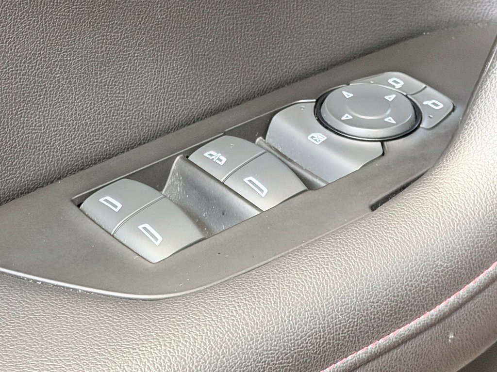 Used 2023 Chevrolet Blazer RS AWD/4WD image 11