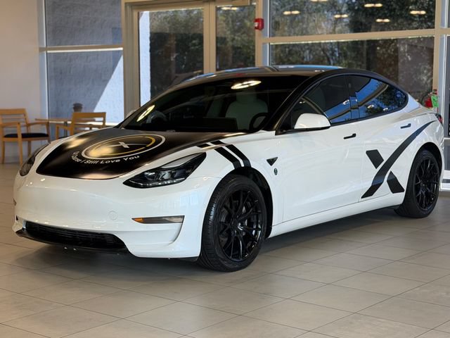 Used 2021 Tesla Model 3 Long Range AWD/4WD image 4