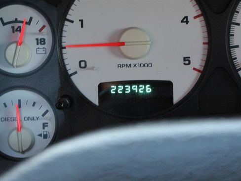 Used 2003 Dodge Ram 3500 Truck SLT image 23