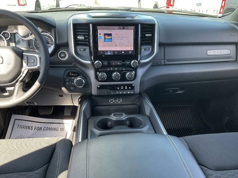Used 2025 RAM 1500 Big Horn AWD/4WD image 12