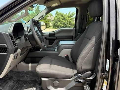 Used 2019 Ford F150 XL w/ Equipment Group 101A Mid AWD/4WD image 13