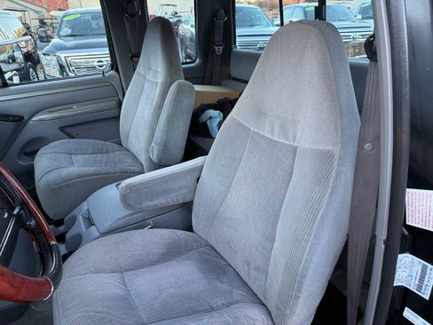 Used 1994 Ford F150 XL image 36