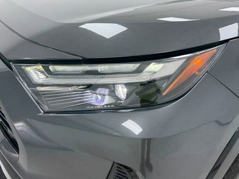 Used 2023 Toyota RAV4 SE AWD/4WD image 6