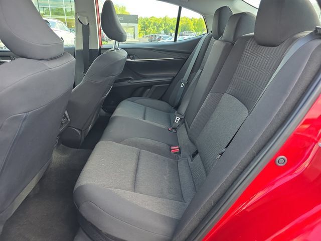 Used 2025 Toyota Camry LE FWD image 11