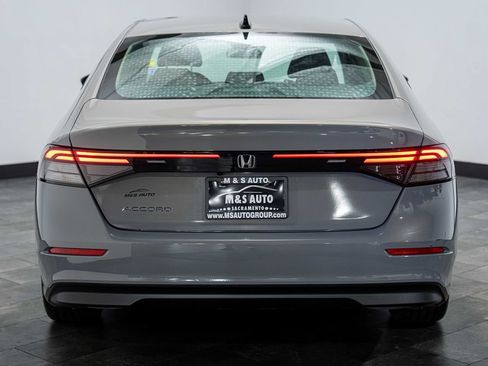 Used 2025 Honda Accord SE image 5