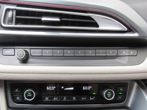 Used 2014 BMW i8 image 32