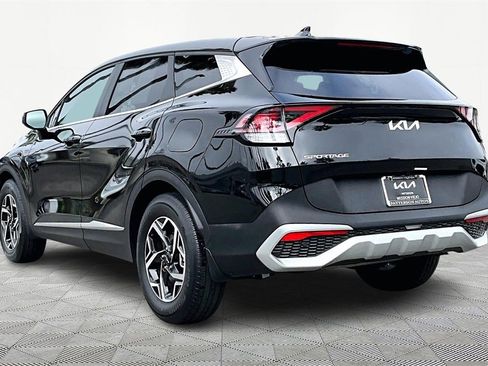 Certified 2024 Kia Sportage LX image 6