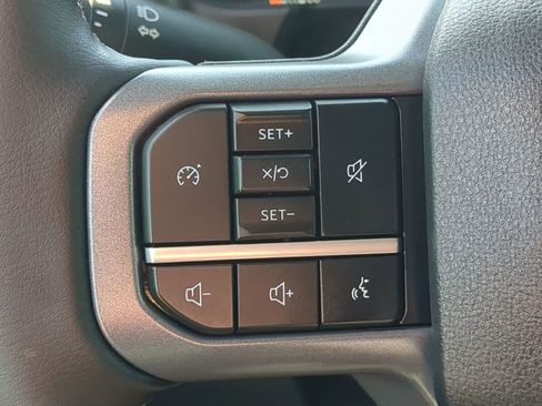 Used 2025 Ford F350 Lariat w/ Black Appearance Package image 23