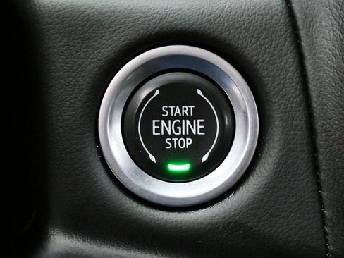 Used 2021 GMC Yukon SLE AWD/4WD image 27