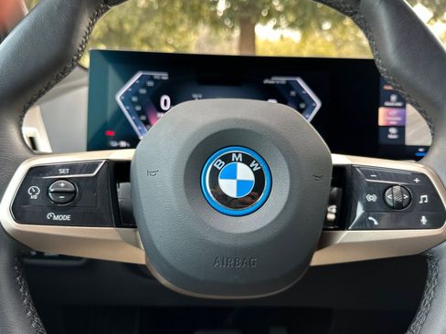 Certified 2023 BMW iX xDrive50 w/ Premium Package image 31