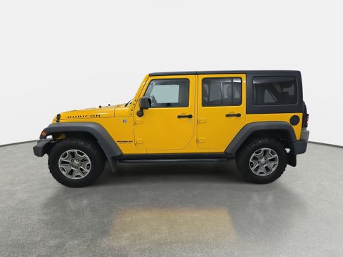 Used 2015 Jeep Wrangler Unlimited Rubicon w/ Connectivity Group image 8