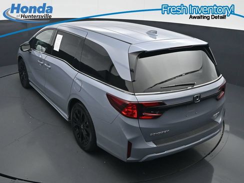 Used 2025 Honda Odyssey Sport-L image 26