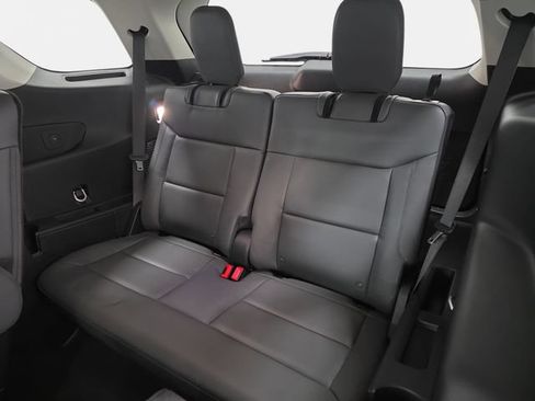 Used 2026 Ford Explorer Active w/ Active Comfort Package AWD/4WD image 36