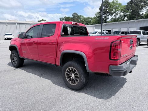Used 2018 Chevrolet Colorado ZR2 w/ LPO, Premium Interior Package AWD/4WD image 7