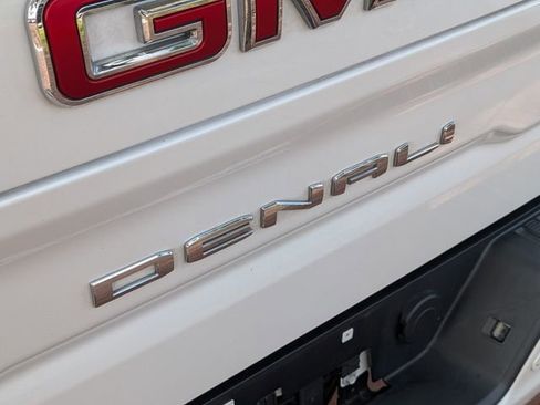 Used 2022 GMC Sierra 1500 Denali image 15