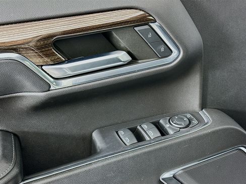 Used 2023 Chevrolet Silverado 1500 LT image 15