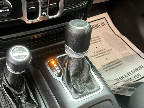 Certified 2022 Jeep Wrangler Unlimited Sport image 18