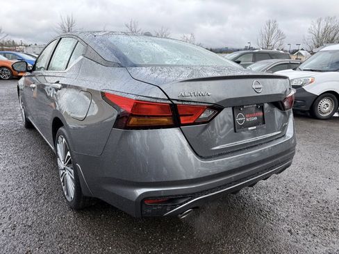 New 2025 Nissan Altima 2.5 SL image 6