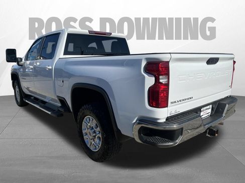 Used 2022 Chevrolet Silverado 2500 LT w/ Convenience Package AWD/4WD image 6
