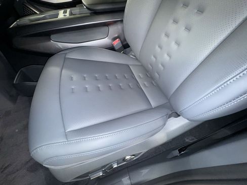 New 2026 Kia EV9 Wind image 16