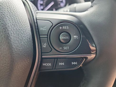 Used 2022 Toyota Camry XSE image 24