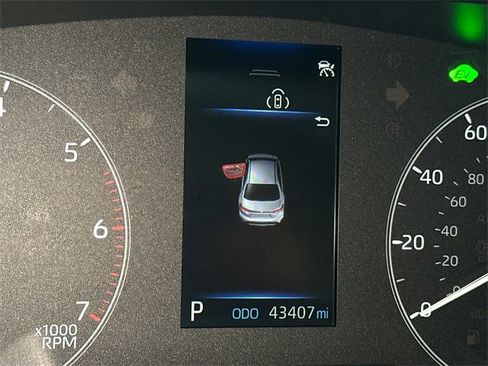 Certified 2024 Toyota Corolla LE image 29