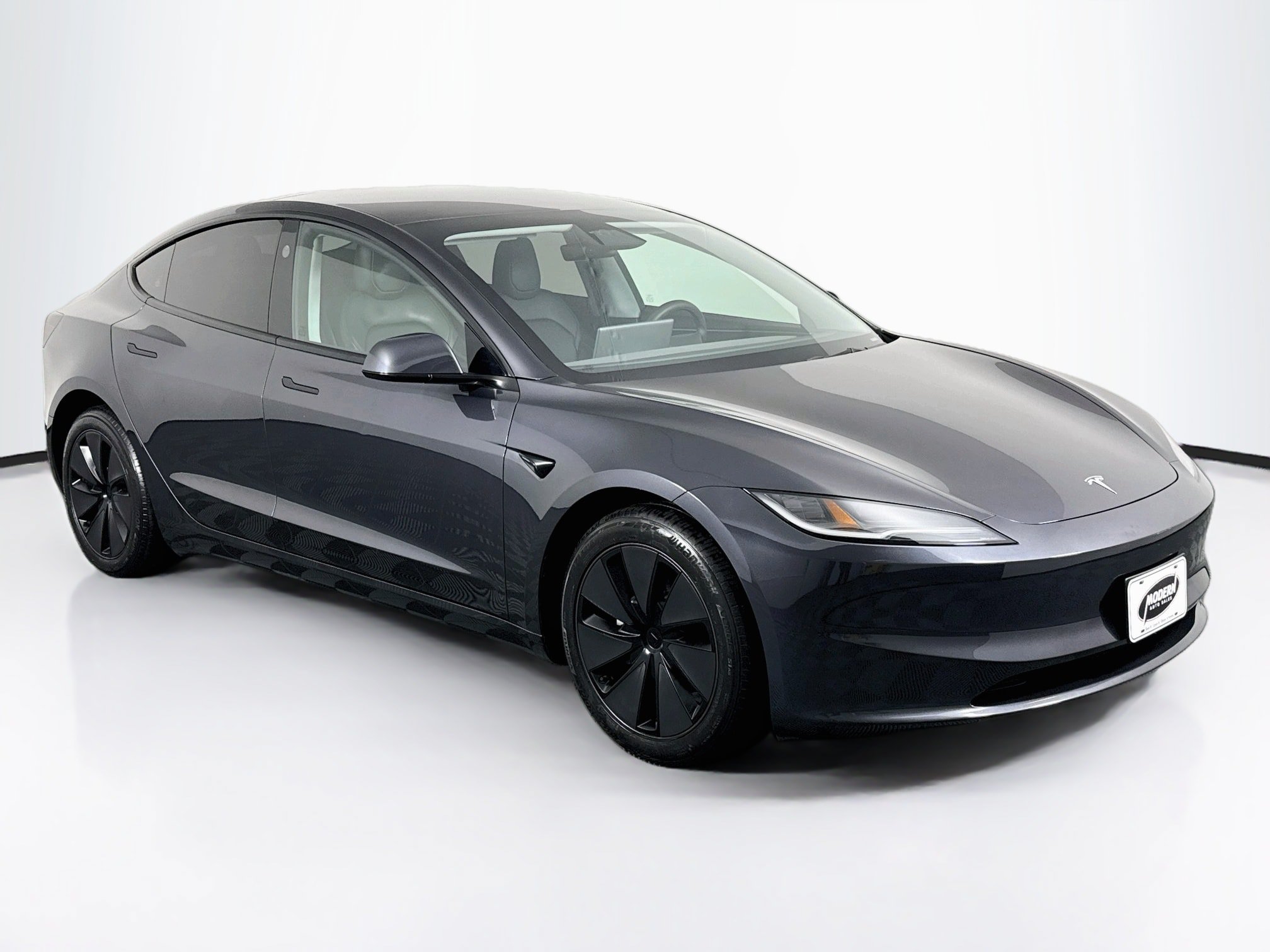 Used 2025 Tesla Model 3 Long Range AWD/4WD image 2