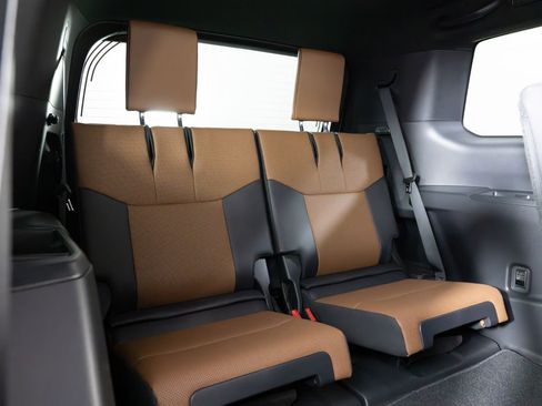 Used 2026 Lexus GX 550 image 24