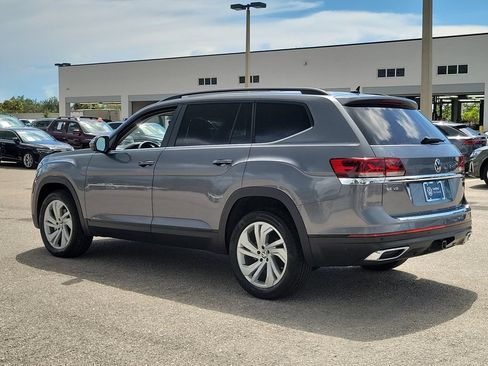 Certified 2023 Volkswagen Atlas SE w/ Panoramic Sunroof Package FWD image 7