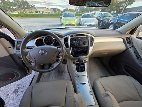 Used 2007 Toyota Highlander Limited FWD image 11