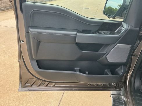 Used 2023 Ford F150 Lariat w/ Equipment Group 502A High AWD/4WD image 8