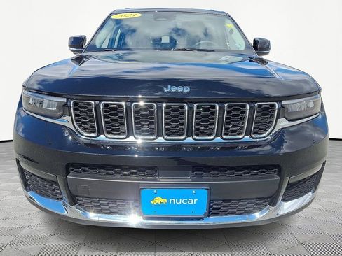 Used 2023 Jeep Grand Cherokee L Limited AWD/4WD image 2