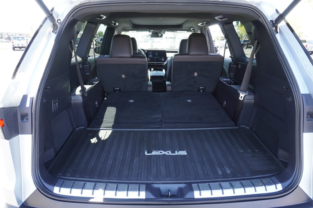 Used 2025 Lexus TX 350 AWD w/ Technology Package image 10