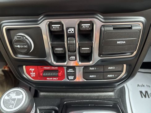Used 2020 Jeep Gladiator Rubicon image 20