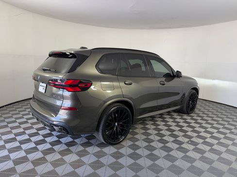 Used 2024 BMW X5 sDrive40i w/ Executive Package RWD image 9