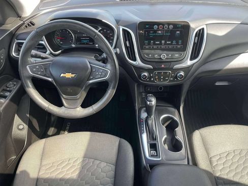 Used 2018 Chevrolet Equinox LT w/ Sun & Infotainment Package AWD/4WD image 12