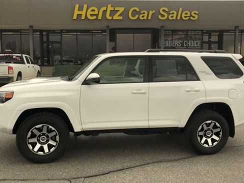 Used 2024 Toyota 4Runner TRD Off-Road image 5