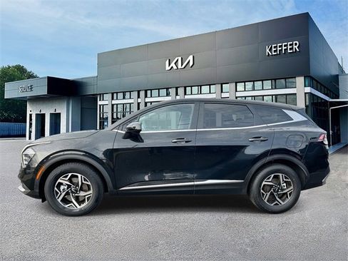 Certified 2024 Kia Sportage LX image 5