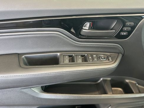 New 2026 Honda Odyssey Touring image 10