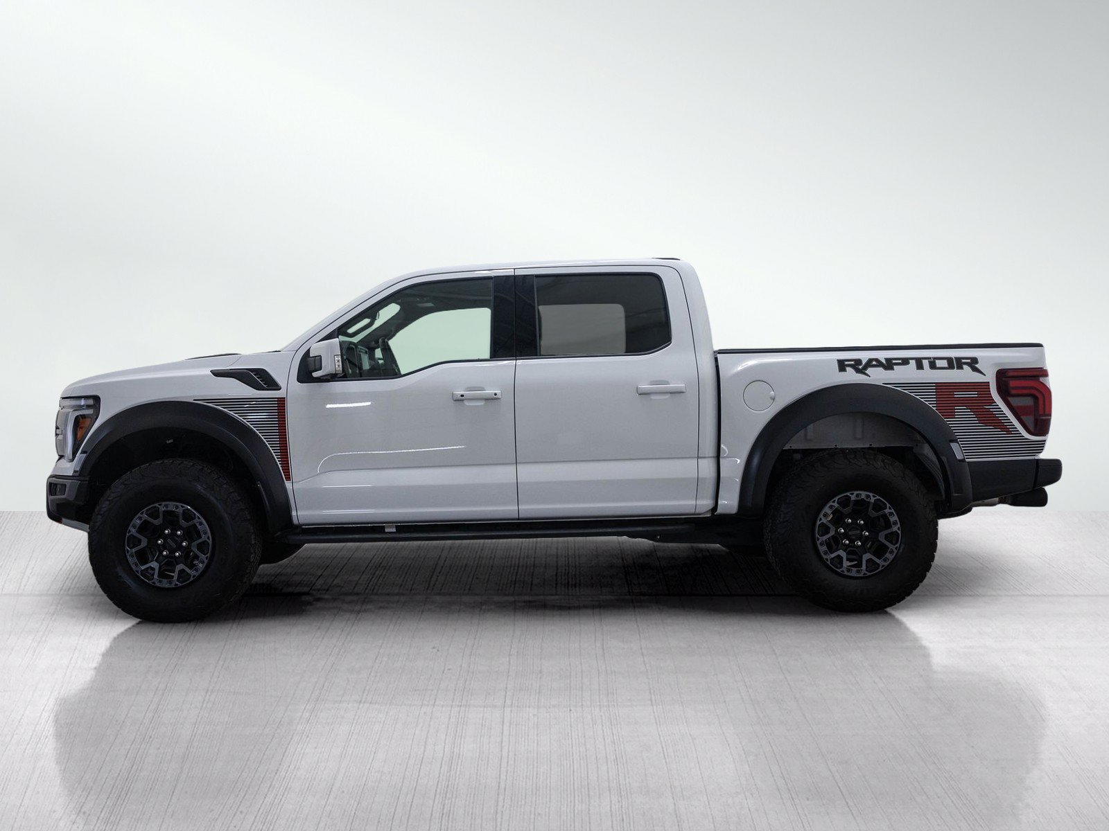 Used 2025 Ford F150 Raptor w/ Equipment Group 803A Raptor R AWD/4WD image 3