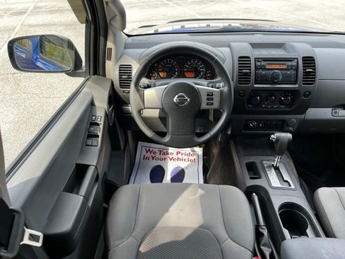 Used 2013 Nissan Xterra X image 31